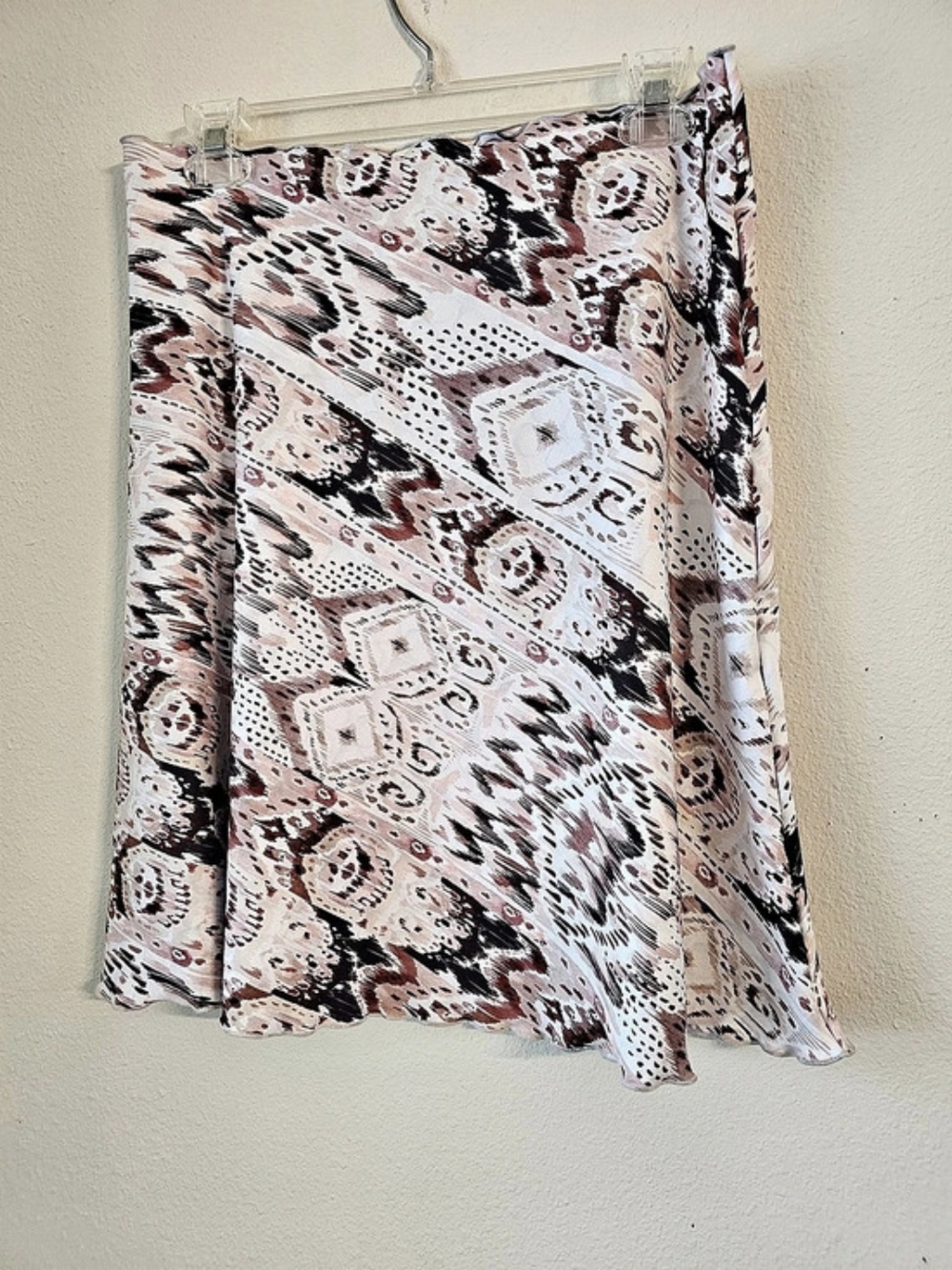 Geometric Midi Skirt in Pink & Black Size Large Like New